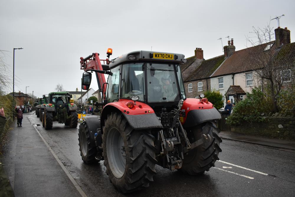 Tractor001